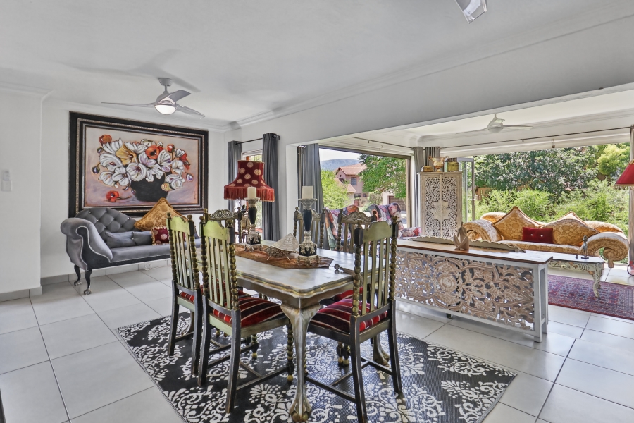 3 Bedroom Property for Sale in The Coves North West
